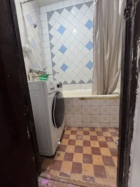 Сдается квартира Метро Беруний 4/9/9  с обстановкой <br />
Л — фото 3