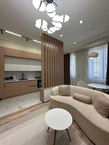 Жилой комплекс: м.Айбек<br />
Комнат: 3<br />
Этаж: 2<br />
