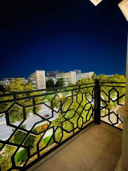 • Район: Яккасарайский <br />
• Адрес: ЖК  О'збегим <br />
<