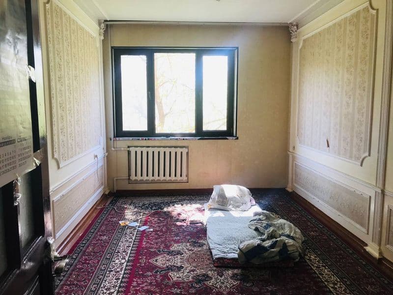 Аренда 3 хонали квартира средний ремонт пустой 3/2/4 в Мирзо