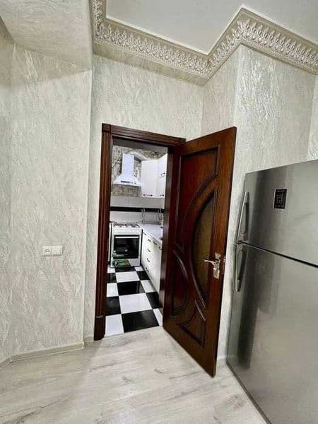 Район: Яшнабадский<br />
Адрес: Авиатор<br />
<br />
• Комна — фото 3