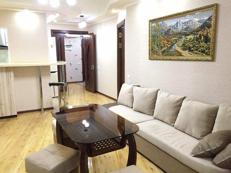 квартира находиться прямо в центре города на Ц-1, не упустит