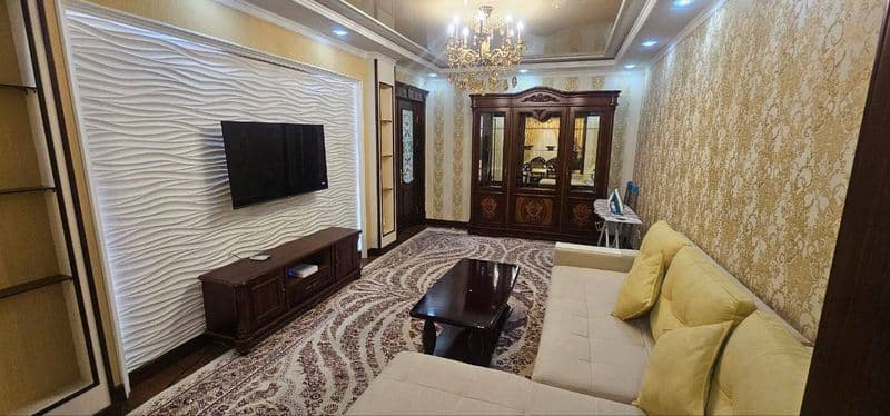 •Mirobod tumani<br />
• 3 xonali, 80 m² kvartira uzoq muddat