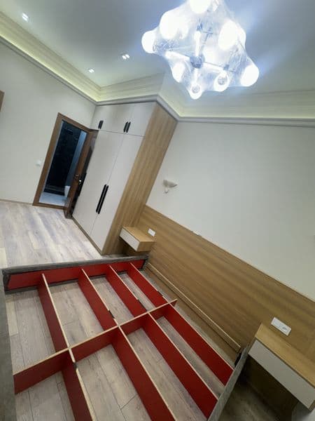 Yandi novastroyka 3honalik odam yashamagan seul suv boyidagi — фото 4