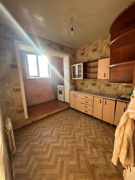 Arenda kvartira Yashnabod tumani Kadishva bozor oldida 1xona