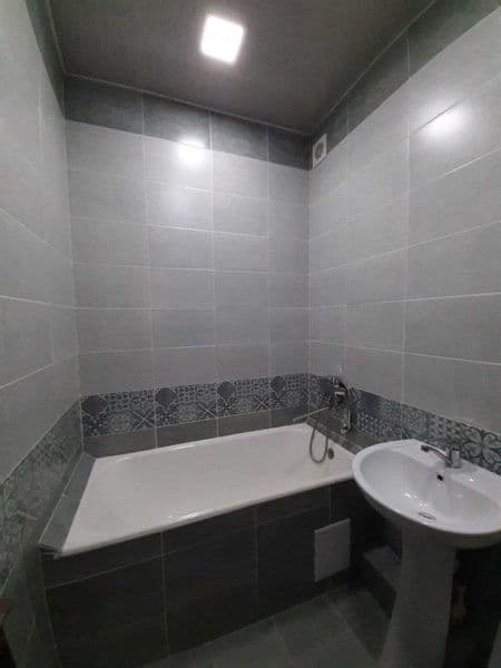 Сдам свою 3/2/5 Художников, Райсобес. Квартира чистая, с меб — фото 5