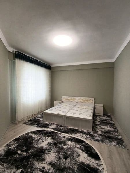 Сдаётся шикарная 3-комнатная квартира <br />
<br />
• Район: