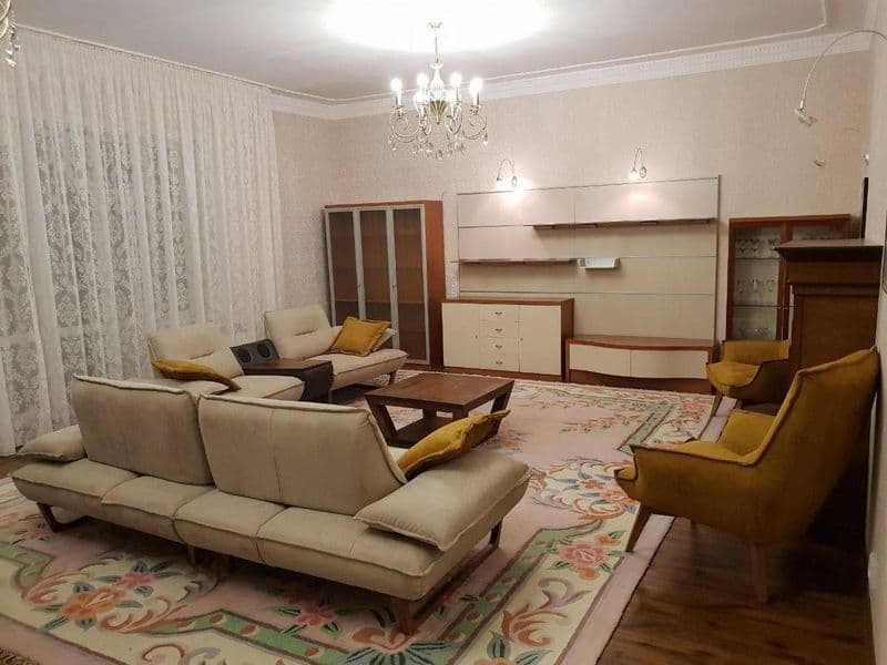 АРЕНДА<br />
Сдается квартира <br />
Яккасарайский район <br