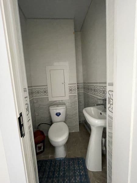 Kvartira yangi navastroykada 5 etajli domni 2-etaji. 4 xonal — фото 3