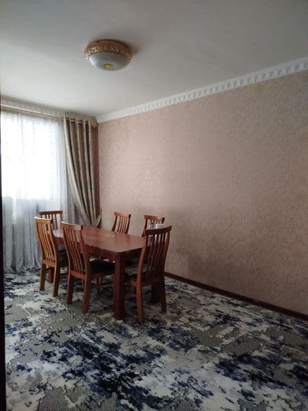 Lisunova 4da 3 xonali yangi ta'mirdan chiqqan kvartira. Aren