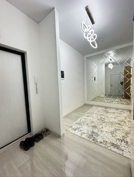 Parkent bozori yaqinidagi yangi ikki xonali kvartira ijaraga — фото 2