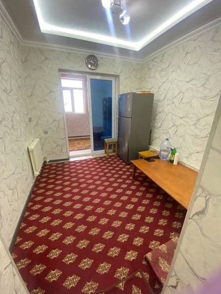 Yunusobod tumani Alfraganus universiteti yaqinida 2 xonali u