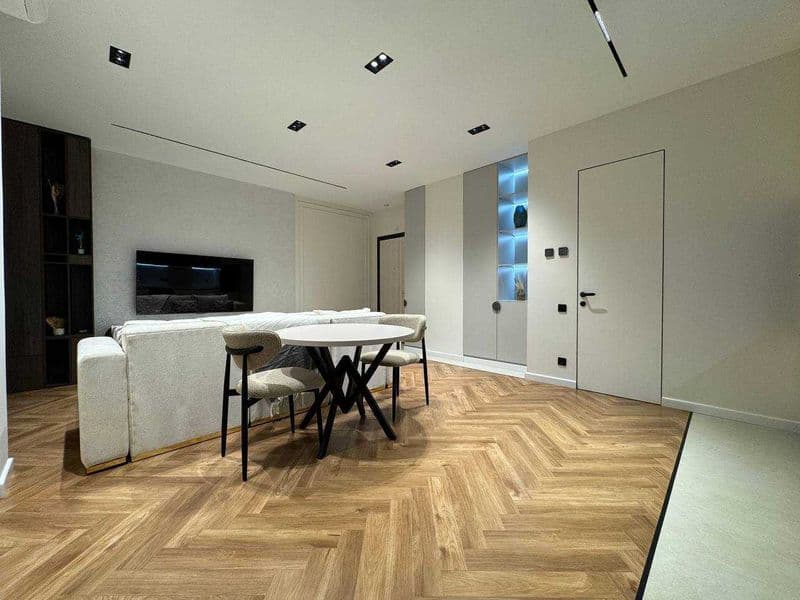 Сдаётся шикарная 2-комнатная квартира в Новостройка<br />
<b — фото 3