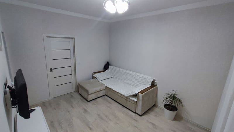 Сдаю квартиру возле метро Новза, до метро 6-7мин пешком, ряд — фото 3