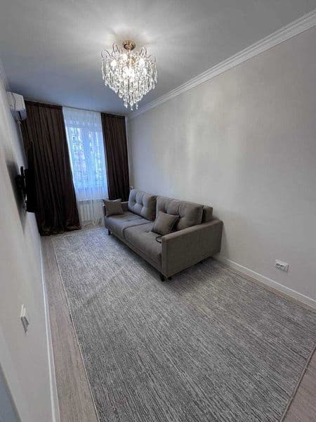 Сдаётся 2-комнатная квартира в современном доме, район Алмаз — фото 4