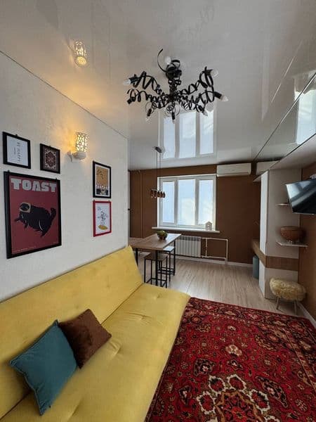 Сдаётся квартира<br />
рядом с ТЦ Next!<br />
Яккасарайский 