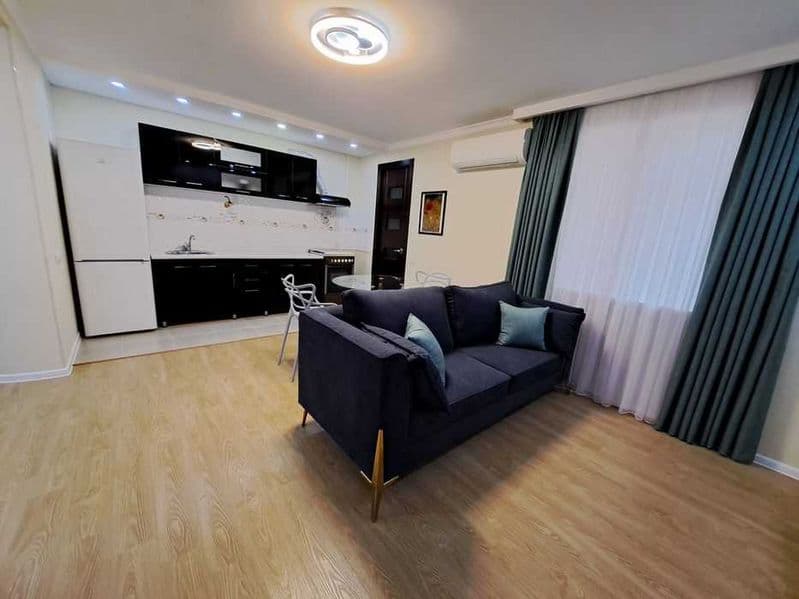 Район: Мирзо Улугбегский<br />
Адрес: Максим Горький<br />
< — фото 3