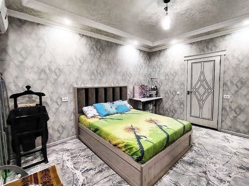 Shayxontohur Xalqlar doʻstligi metrosini yonida 2xonali kvar