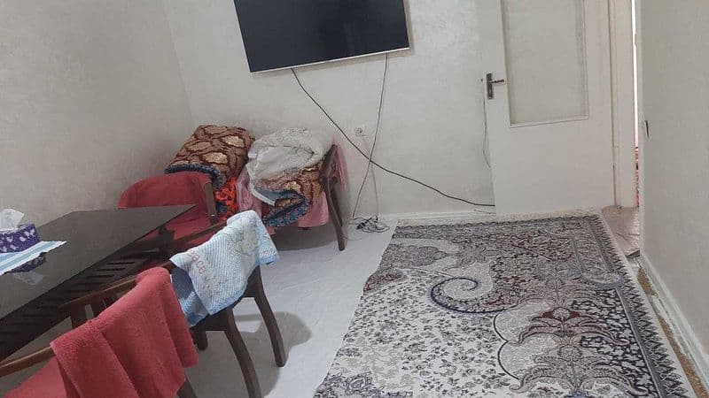 Диккат!!! камчилик кизлар бн  яшийман деган кизларни квартир