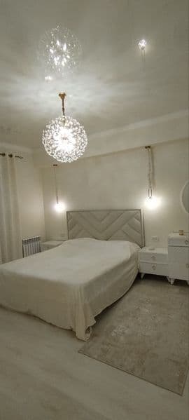 6 kvartal oila bollar qizla quyamz <br />
Narxi 400$ 1 xona 