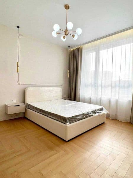 2-х комнатную квартиру на 6 этаже,<br />
В квартире есть все