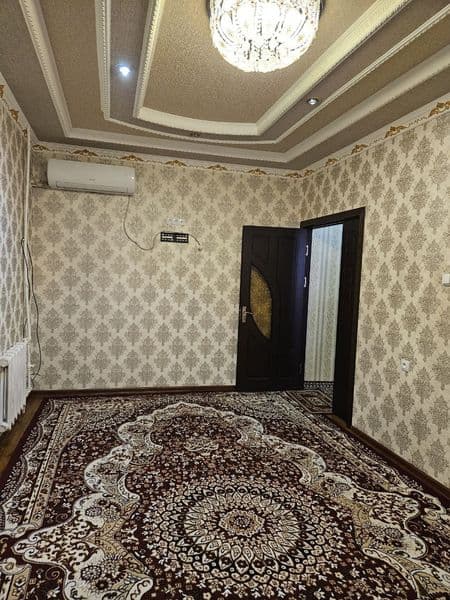 Сдаётся 1 ком. квартира на долгий срок. Тёплая, уютная . Все