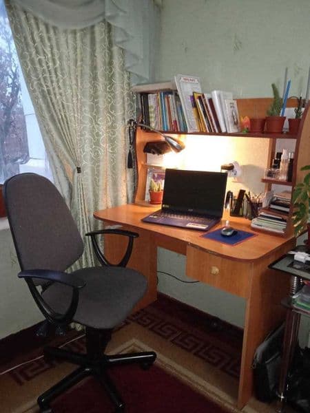 Угил болалар ни студентларни оламиз 1 хонага 4 киши одам бош