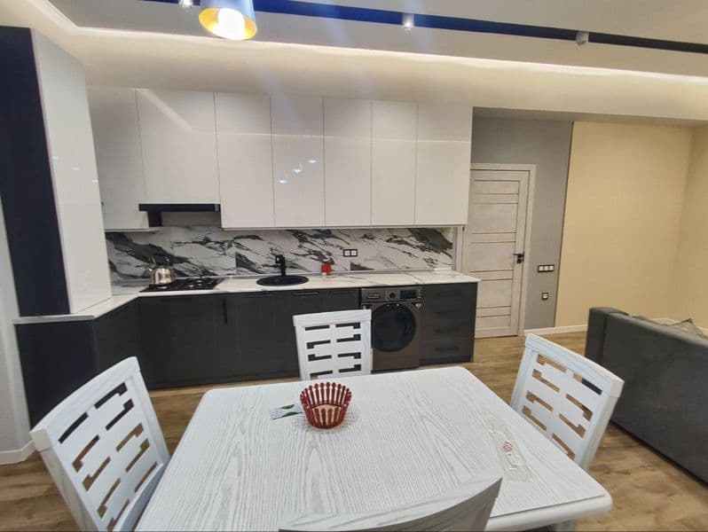 • Район Яшнабод, улица Махтумкули ( Mahtumquli )<br />
• Жил — фото 3