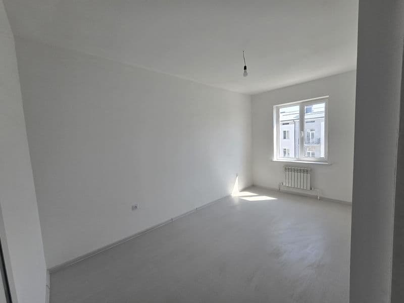 Срочно сдаётся своя 4-х комнатная квартира в новостройке. Кв — фото 4