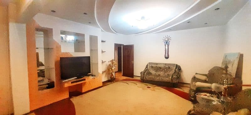 Сдам свою 4х комнатную квартиру в яккасарацском районе. Орие