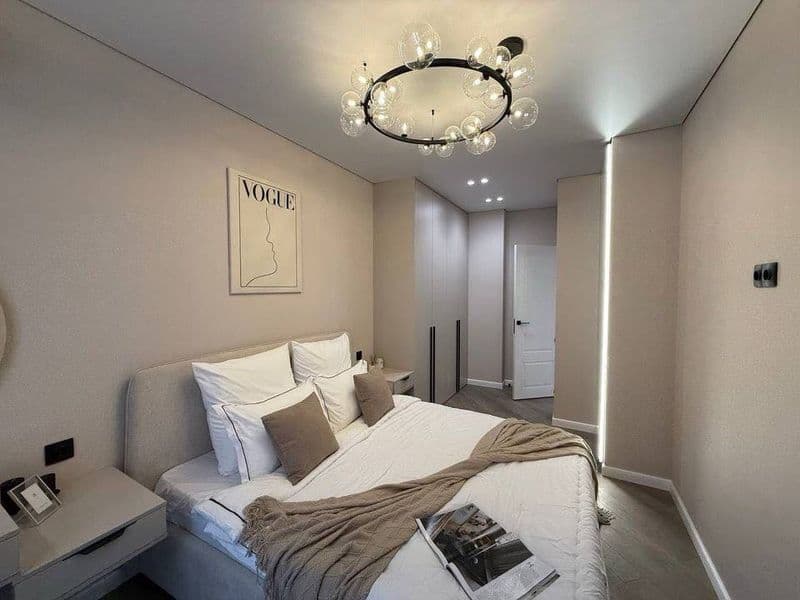 3 комнатную квартиру на 6 этаже,<br />
В квартире есть все н