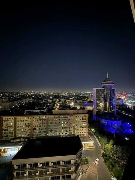 • ЖК: NRG U-Tower<br />
• Комнат:  2<br />
• Этаж: 18<br />
