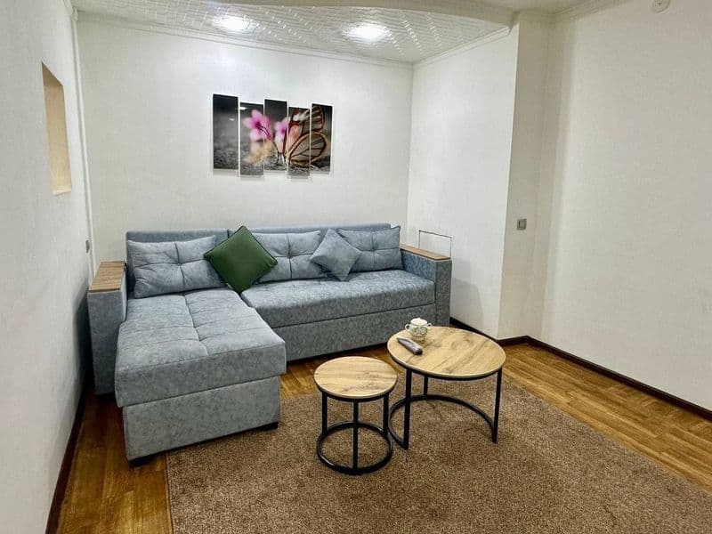 Kvartira ijaraga beriladi<br />
 ID: A173<br />
<br />
Rayon