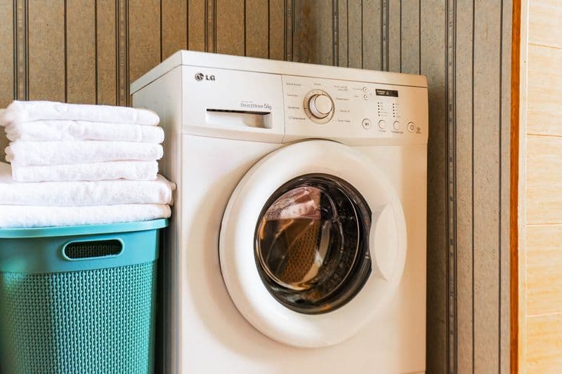 Аренда своя 1/3/4 в кирпичном доме,балкон 2х6.<br />
Кабельн