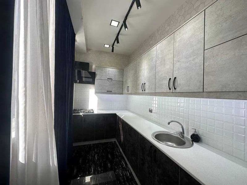 Манзил : Метро Юнусобад<br />
<br />
- хона 2<br />
- қават  — фото 3