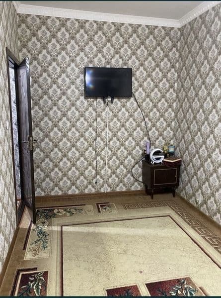 Sheriklikka Kvartira bir xonasi. Hamma sharoitlar bor.Faqat 