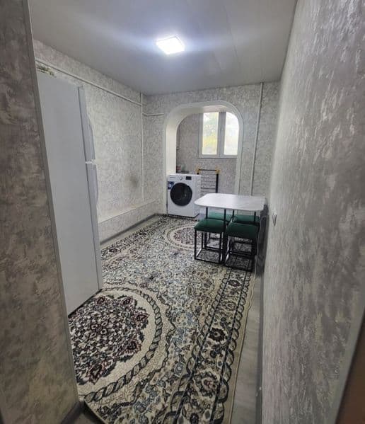 Chilonzor 5 arenda <br />
Xona 1 <br />
Narxi 500$<br />
Ham