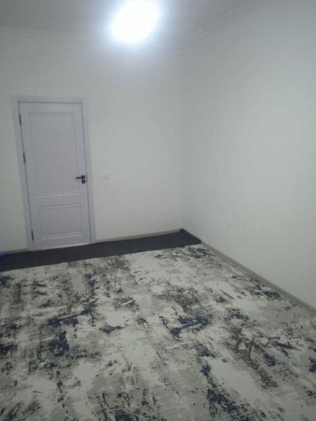 Сергели сокн макон 2/12/17 площад 60м2 узок муддатга оилага 