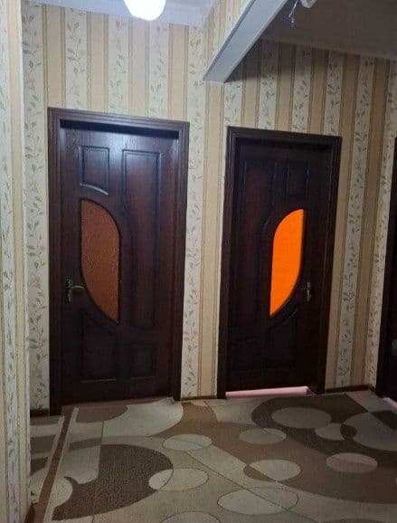 Tel 94 349-33-34 ijaraga 2 honali uy beriladi honalari keng 