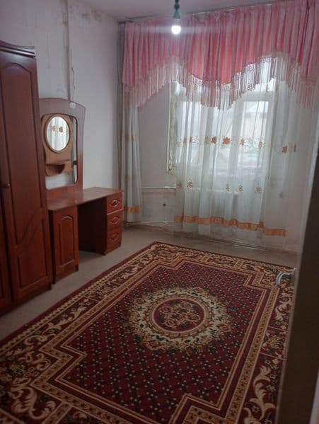 Икки хоналик уйнинг Бир хонаси ижарага берилади. Студентларг