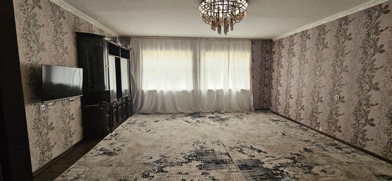 Янгихаёт тумани 8, 36 уй<br />
2 хона, 6-этаж, 7 қаватли уй 