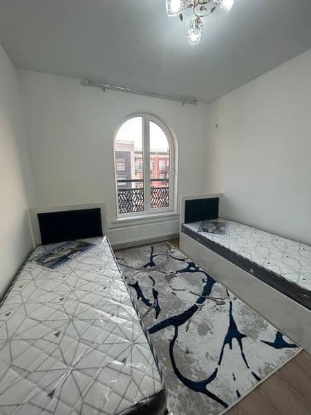 Arenda: Chilonzor tumani <br />
Arentr: Mirzo Ulug'bek metro