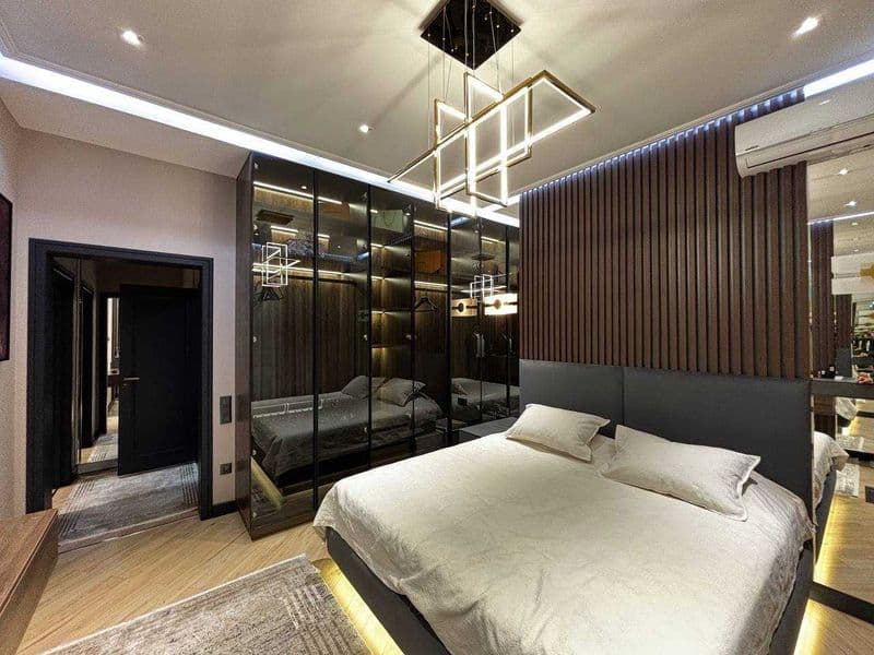 К вашему вниманию рады представить 3х комнатную квартиру на 