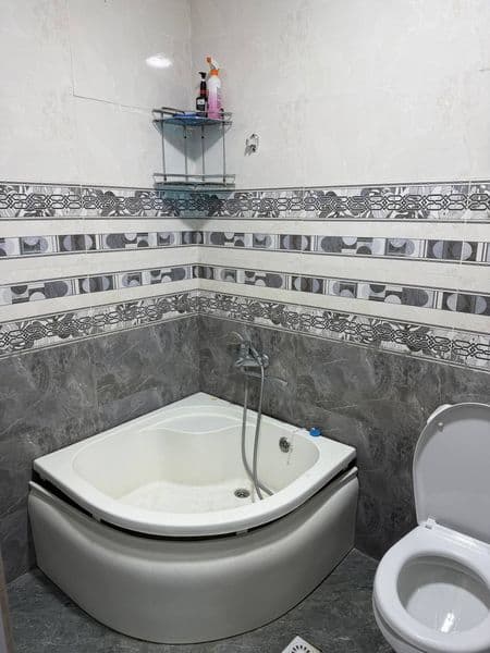 Сдаётся 2-комнатная квартира в удобной локации возле метро О — фото 3