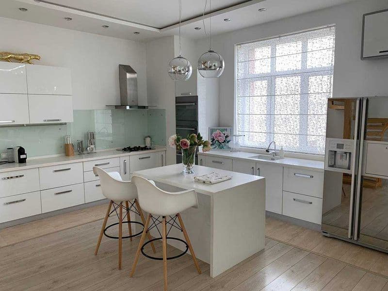 Сдаётся 5комнатная кв на метро Ойбек.<br />
Ориентир- гостин — фото 3