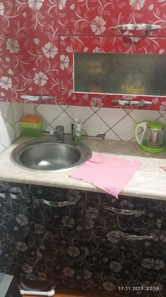 Арендага хазякали 2 хонали уйни 1 хонасига 2 та угил бола ст