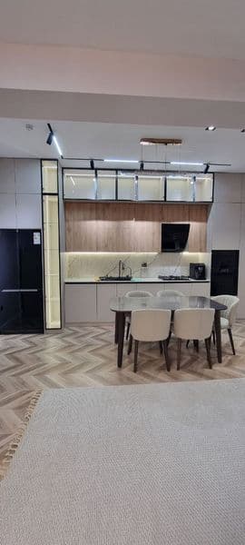 Развитая инфраструктура, все пошаговой доступности. Авторски