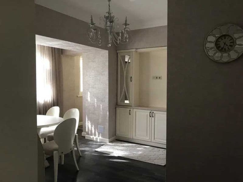 Сдается в аренду 1 комнатная квартира 1/4/9 46кв метров в це