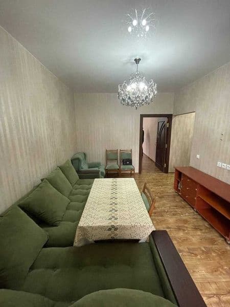 Eski Amerika elchixonasi ruparasidagi yo'l yoqasidagi uy. M. — фото 3