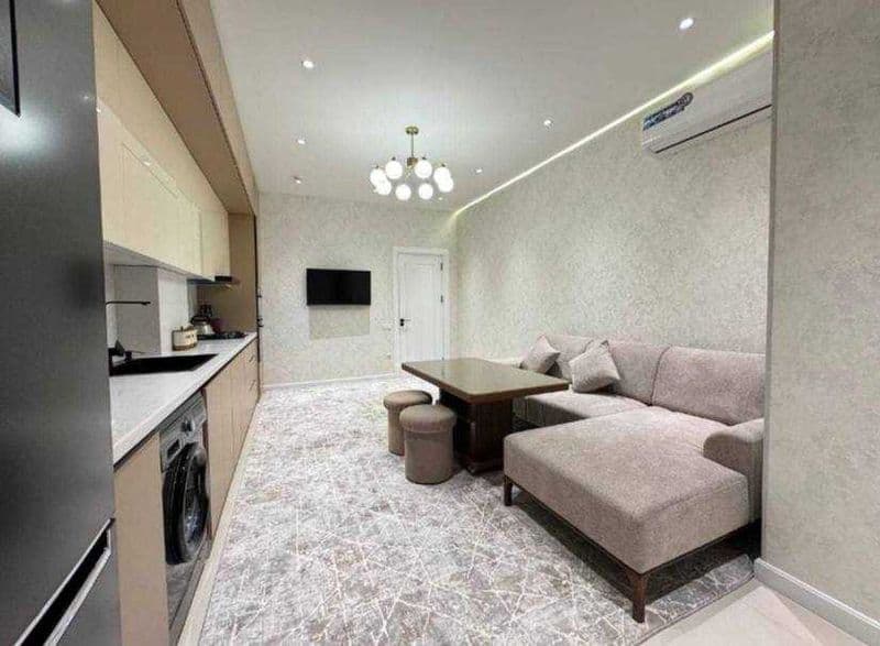 Район: Мирабадский<br />
Адрес: Айбек<br />
<br />
• Комнат: